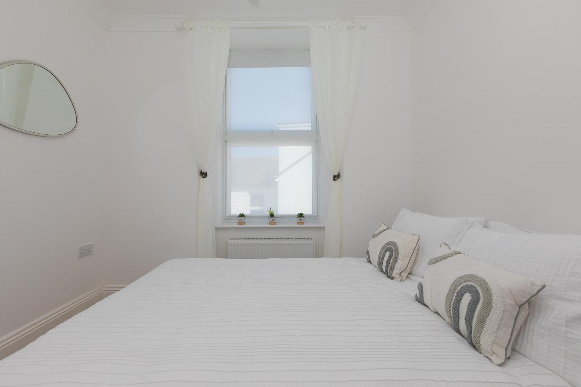 Seabreeze 3 - Seaview & Parking Apartment St Ives  Bagian luar foto