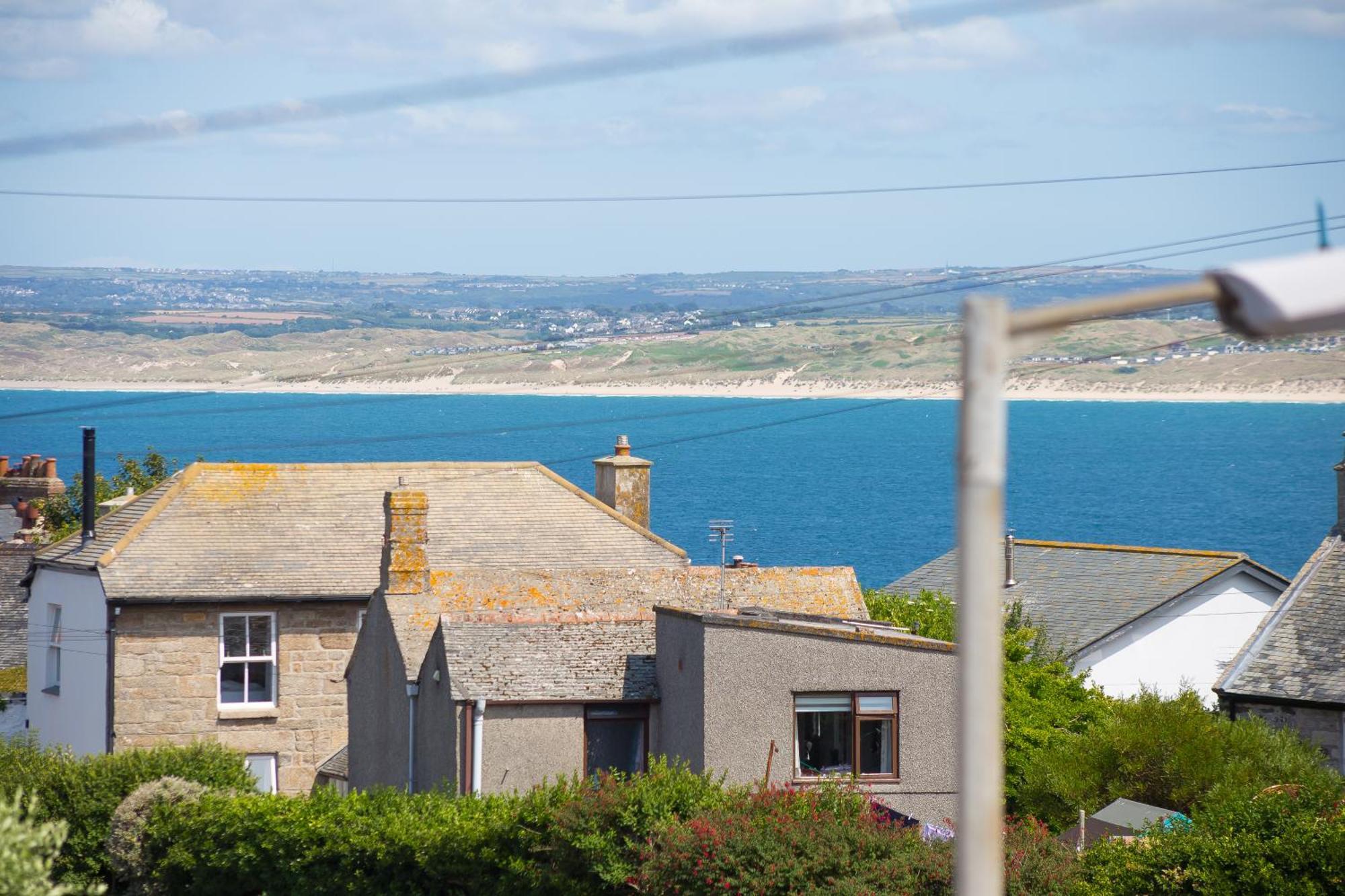 Seabreeze 3 - Seaview & Parking Apartment St Ives  Bagian luar foto